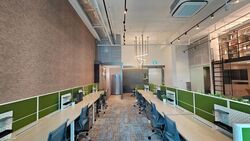 Arc 380 (D8), Office #548263651